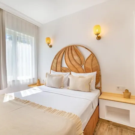 Base Selimiye Hotel 5*