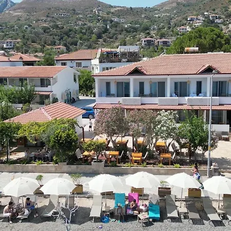 Hotel Base Selimiye *