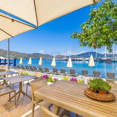 Base Selimiye فندق *