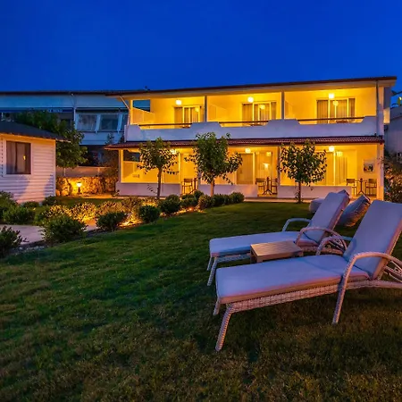 Base Selimiye فندق *