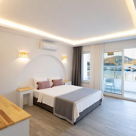 Отель Base Selimiye 5*