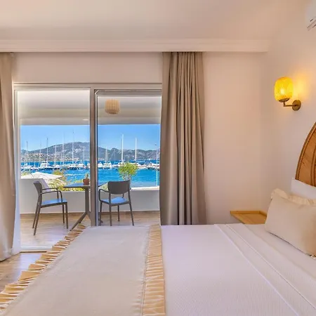 Hotel Base Selimiye 5*