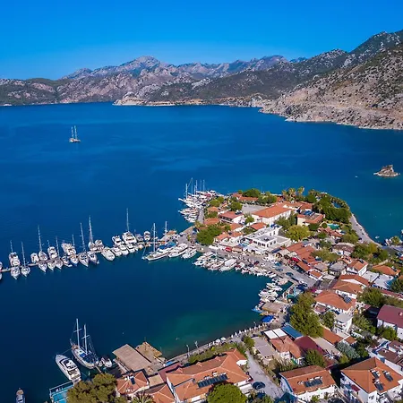 Otel Base Selimiye *