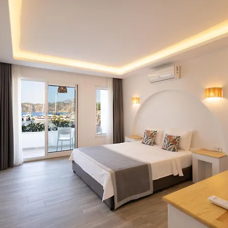 Base Selimiye فندق مرمريس