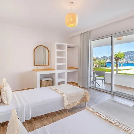 Otel Base Selimiye *