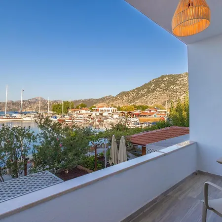 Base Selimiye Otel *