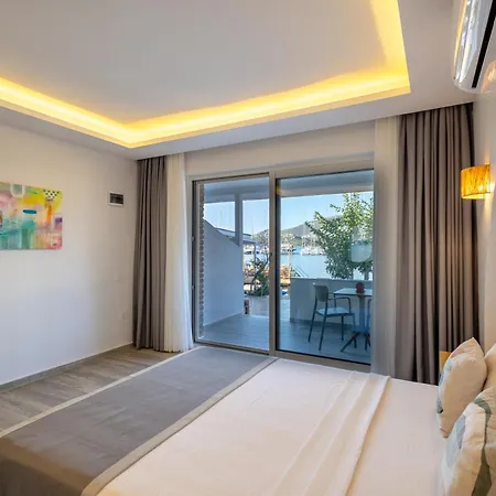 Base Selimiye Otel Marmaris